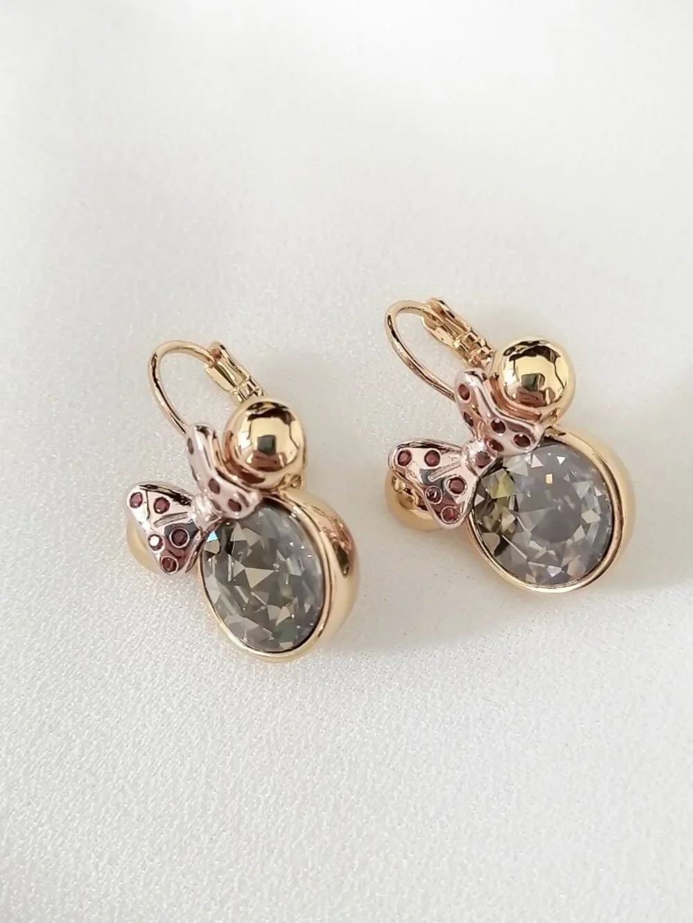 Kate Spade Minnie Mouse Gold Leverbacks Earrings | NEW
